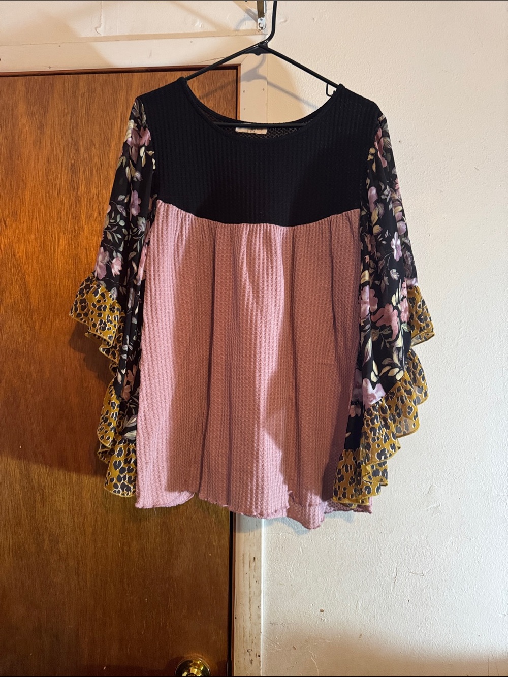 Umgee Pink Bodice Floral Bell-Sleeve Top with Black Yoke